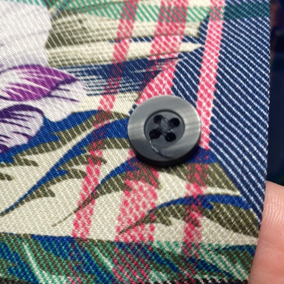 Tommy Bahama silk camp shirt size L, like new - Picture 3 of 7